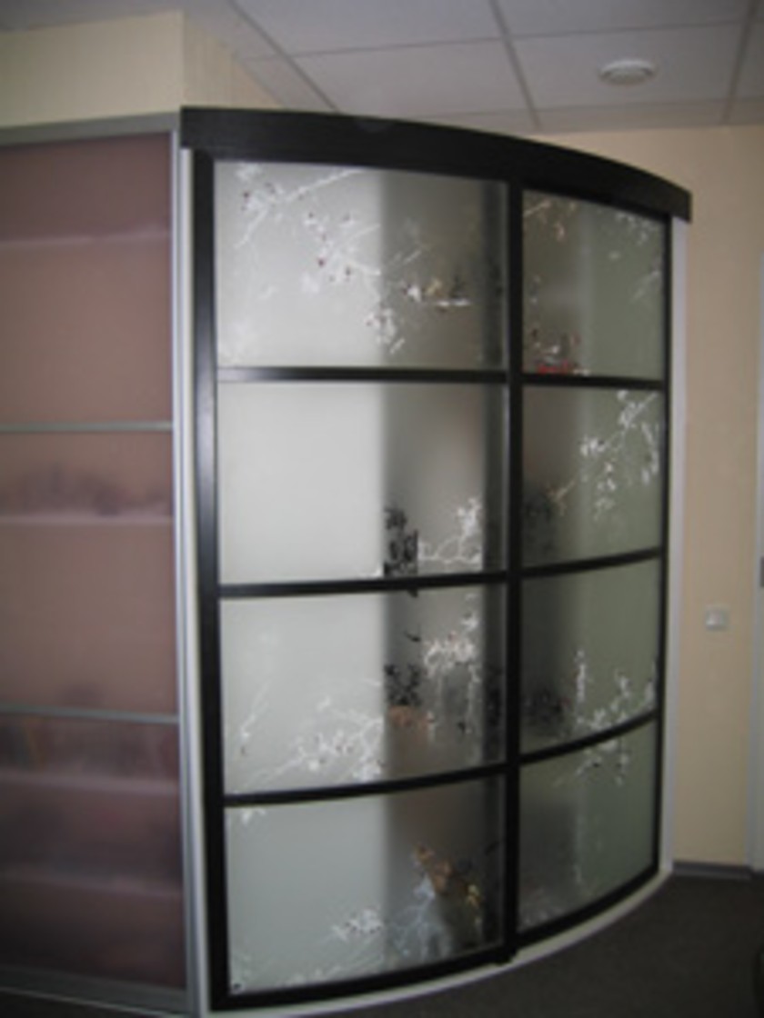 Шкаф купе радиусный с рисунком на стекле Батайск